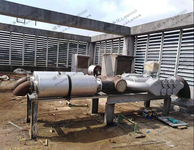 非標定制柴油發動機黑煙凈化器生產廠家