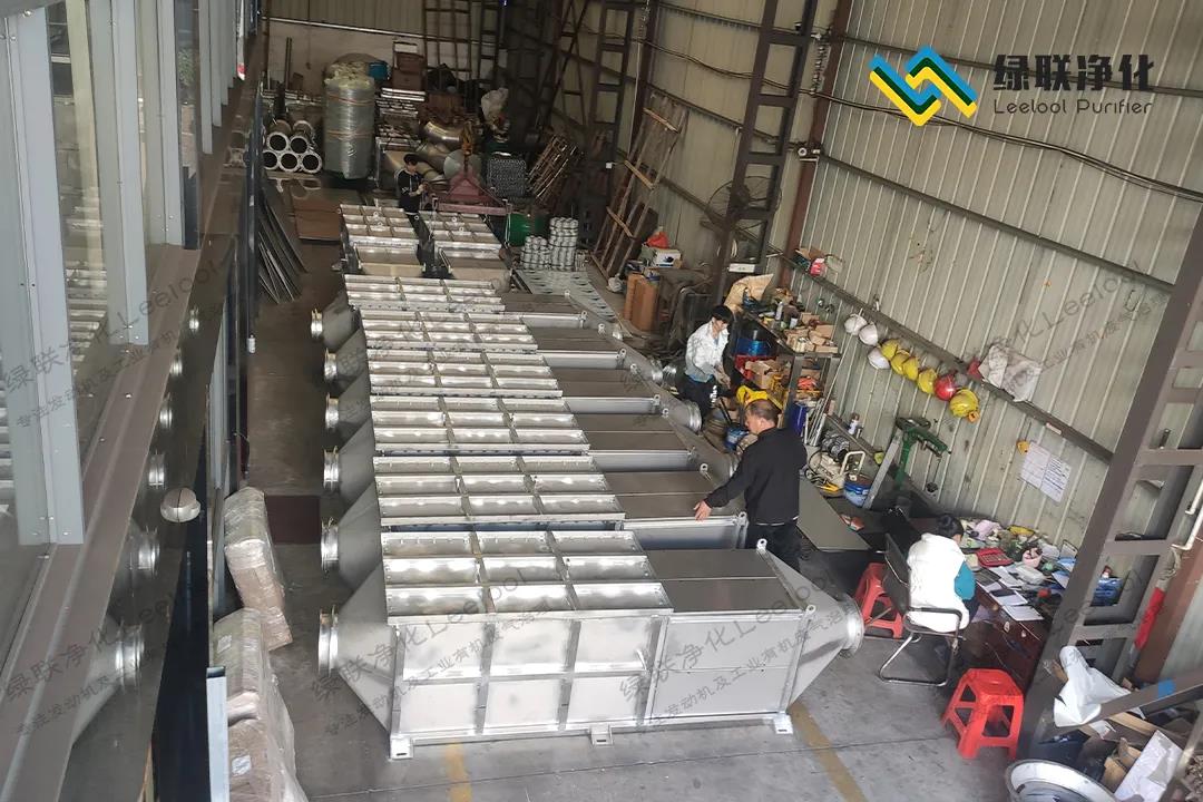 脫硝設(shè)備準(zhǔn)備發(fā)貨 脫硝設(shè)備準(zhǔn)備發(fā)貨